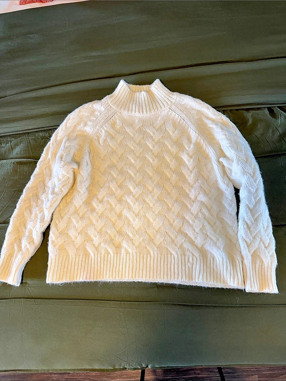 Vince Camuto Mock Neck Cable Knit Pullover Sweater Size Medium